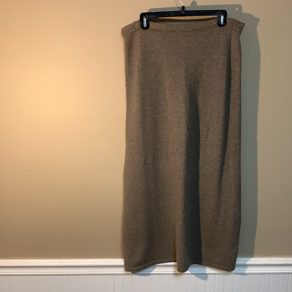 Neiman Marcus Women’s Cashmere Maxi Skirt Mocha Quite Luxury Minimalist - Picture 2 of 13